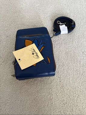Patricia Nash Albertine Phone Crossbody NWT